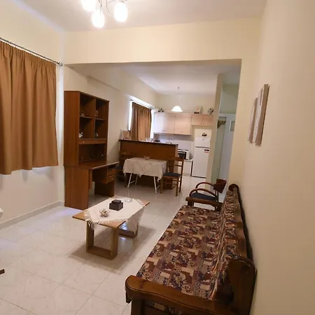 Mary'S Home Kalamata Exterior photo